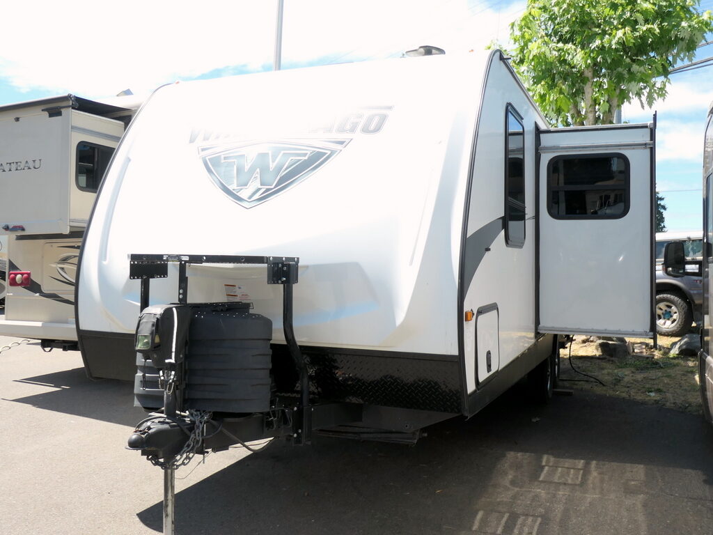 2018 Winnebago MINNIE 2455BHS Travel Trailer, Bunk Beds, Slide-Out-Image