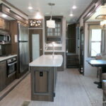 2019 Keystone ALPINE 3400RS 5th Wheel, 3-Slide-Outs, Slide-Toppers-Thumbnail