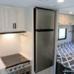 2022 Forest River SUNSEEKER 2150SLE Class-C, Slide-Out, Solar-Thumbnail