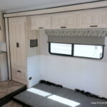 2022 Forest River SUNSEEKER 2150SLE Class-C, Slide-Out, Solar-Thumbnail