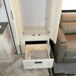 2022 Forest River SUNSEEKER 2150SLE Class-C, Slide-Out, Solar-Thumbnail