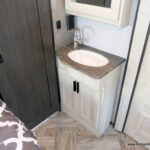 2022 Forest River SUNSEEKER 2150SLE Class-C, Slide-Out, Solar-Thumbnail