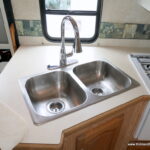 2005 Forest River SUNSEEKER 3100 Class-C, Slide-Out, Sleeps-8-Thumbnail