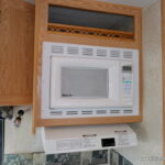 2005 Forest River SUNSEEKER 3100 Class-C, Slide-Out, Sleeps-8-Thumbnail