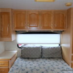 2005 Forest River SUNSEEKER 3100 Class-C, Slide-Out, Sleeps-8-Thumbnail