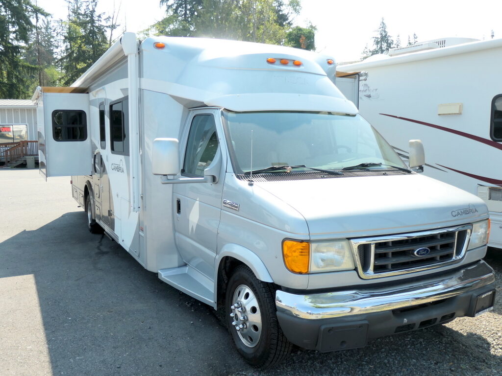 2006 Itasca CAMBRIA 29H Class-B+, By Winnebago, 2-Slide-Outs-Image