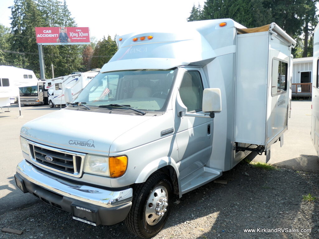 2006 Itasca CAMBRIA 29H Class-B+, By Winnebago, 2-Slide-Outs-Image