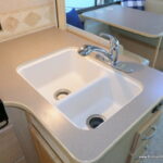 2006 Itasca CAMBRIA 29H Class-B+, By Winnebago, 2-Slide-Outs-Thumbnail
