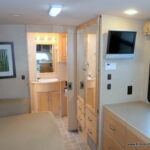 2006 Itasca CAMBRIA 29H Class-B+, By Winnebago, 2-Slide-Outs-Thumbnail