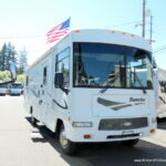 2007 Itasca SUNSTAR 30B Class-A, By Winnebago, Slide-Out, Low Miles-Thumbnail