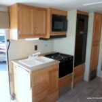 2007 Itasca SUNSTAR 30B Class-A, By Winnebago, Slide-Out, Low Miles-Thumbnail