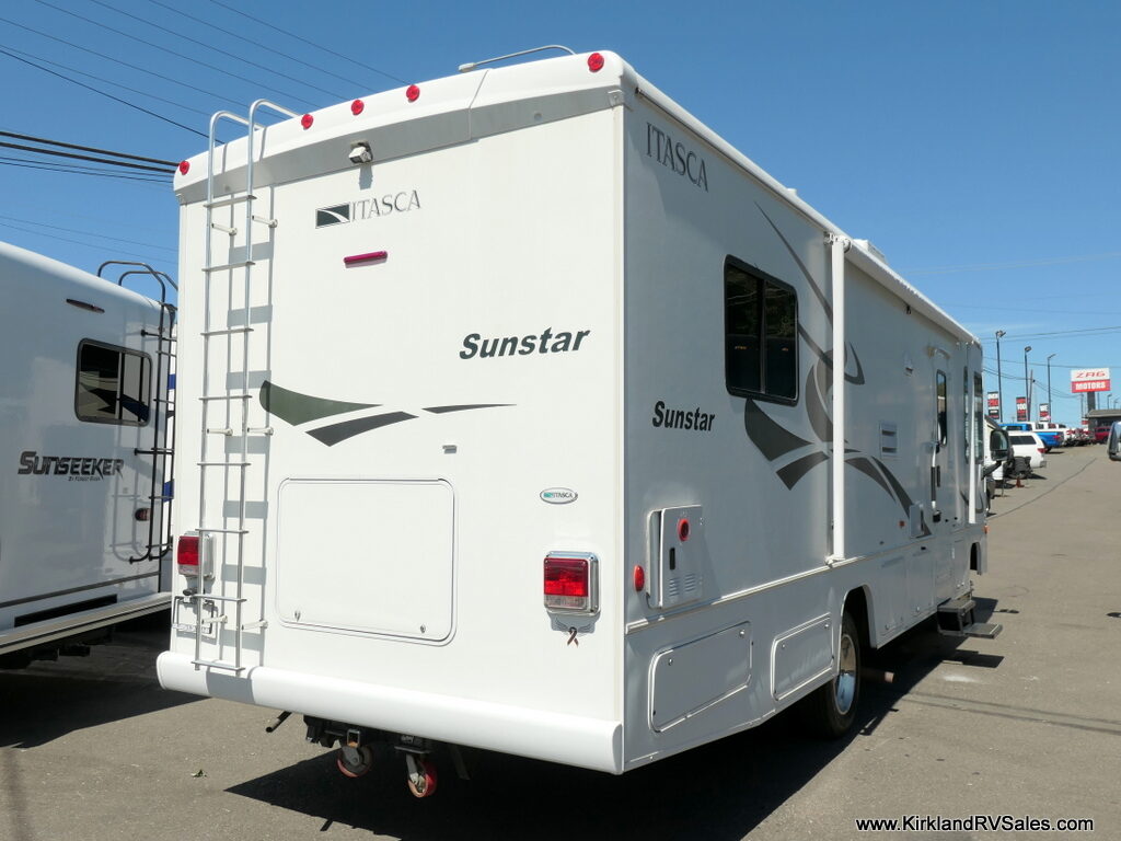 2007 Itasca SUNSTAR 30B Class-A, By Winnebago, Slide-Out, Low Miles-Image