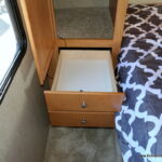 2007 Itasca SUNSTAR 30B Class-A, By Winnebago, Slide-Out, Low Miles-Thumbnail