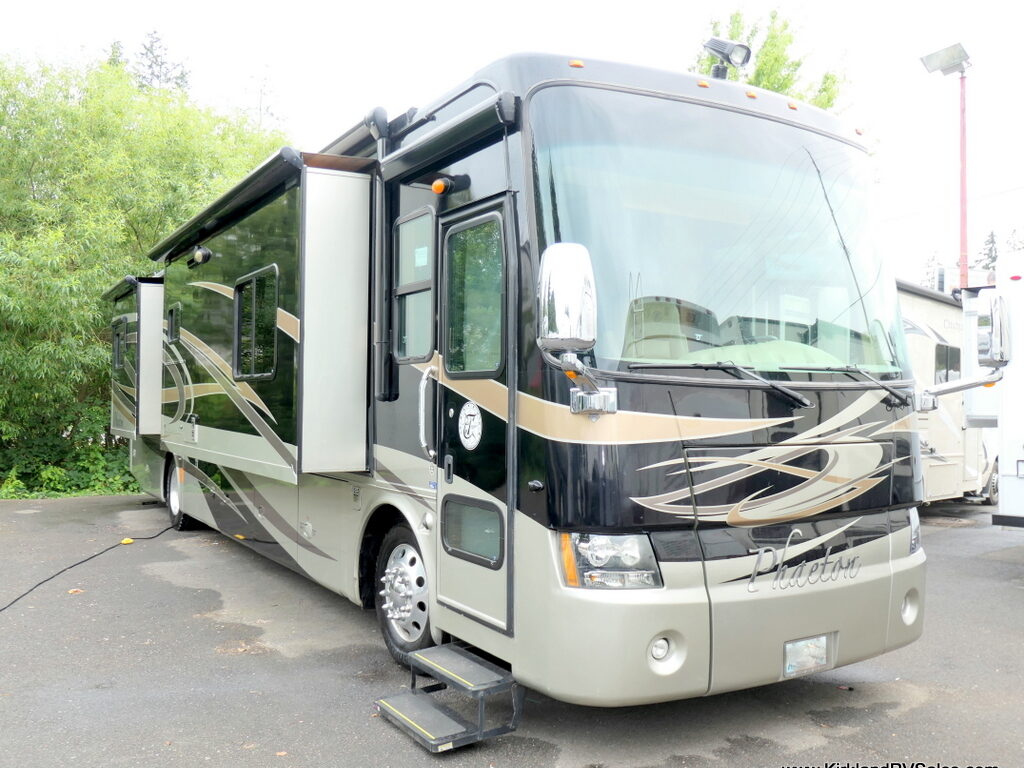 2010 Allegro PHAETON 40QTH Bus by Tiffin Motorhomes, Cummins 360-HP, Quad-Slides-Image