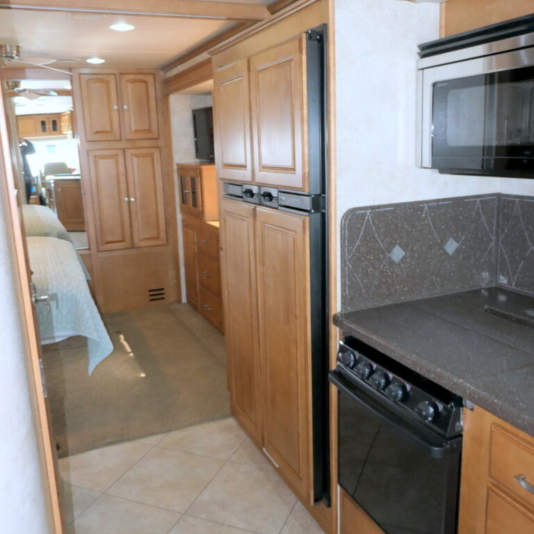 2012 Winnebago JOURNEY 34Y Bus, Cummins 340HP, 3-Slide-Outs, Low Miles!-Image