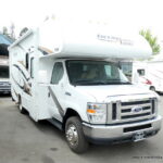 2016 Thor FREEDOM ELITE 22FE Class-C, Slide-Out, Sleeps-6, Solar!-Thumbnail
