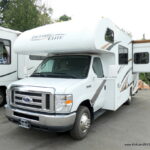 2016 Thor FREEDOM ELITE 22FE Class-C, Slide-Out, Sleeps-6, Solar!-Thumbnail