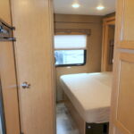 2016 Thor FREEDOM ELITE 22FE Class-C, Slide-Out, Sleeps-6, Solar!-Thumbnail