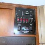 2020 Forest River SUNSEEKER 2400WS MBS Class-C, Slide-Out, Full Paint, Low Miles!-Thumbnail