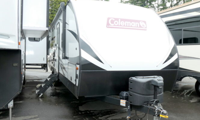 2021 COLEMAN LIGHT 2515RL Travel Trailer, By Dutchmen, Slide-Out-Image
