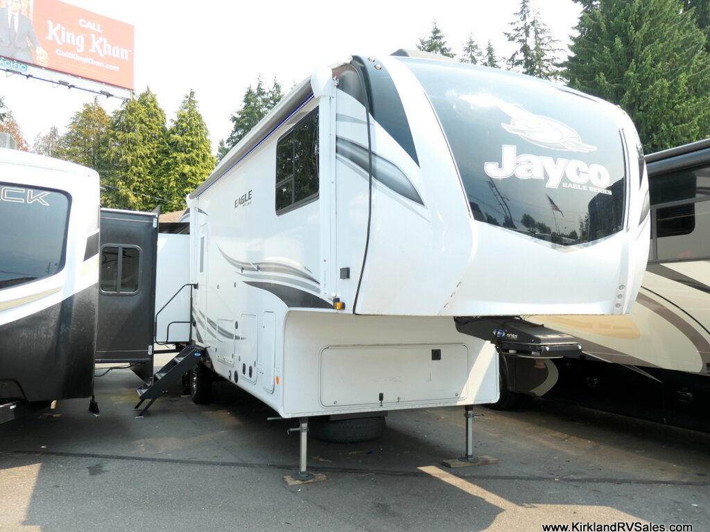 2021 Jayco EAGLE 31MB Half-Ton 5th Wheel, 3-Slides, King Bed, Extra Room-Image