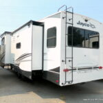 2021 Jayco EAGLE 31MB Half-Ton 5th Wheel, 3-Slides, King Bed, Extra Room-Thumbnail