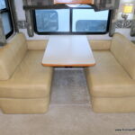 2005 DISCOVERY 39S Bus, By Fleetwood RV, 3-Slide-Outs, 330HP-Thumbnail