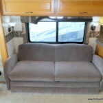 2005 DISCOVERY 39S Bus, By Fleetwood RV, 3-Slide-Outs, 330HP-Thumbnail