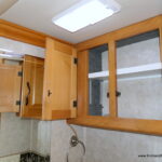 2005 DISCOVERY 39S Bus, By Fleetwood RV, 3-Slide-Outs, 330HP-Thumbnail