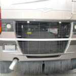 2005 DISCOVERY 39S Bus, By Fleetwood RV, 3-Slide-Outs, 330HP-Thumbnail