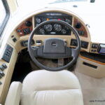2005 DISCOVERY 39S Bus, By Fleetwood RV, 3-Slide-Outs, 330HP-Thumbnail