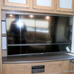 2018 COUGAR HALF-TON 27RESWE Travel Trailer, by Keystone RV, Slide-Out, Auto Jacks-Thumbnail
