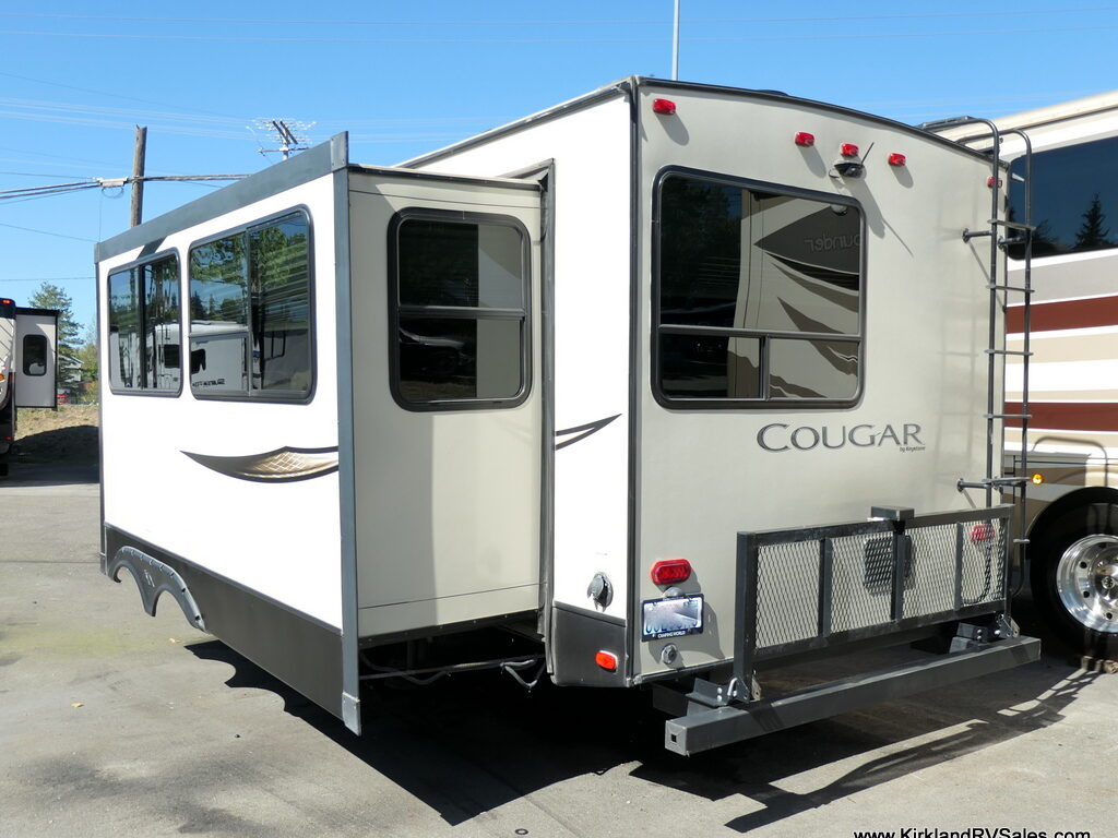 2018 COUGAR HALF-TON 27RESWE Travel Trailer, by Keystone RV, Slide-Out, Auto Jacks-Image