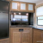 2018 COUGAR HALF-TON 27RESWE Travel Trailer, by Keystone RV, Slide-Out, Auto Jacks-Thumbnail