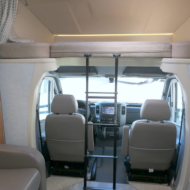 2018 Winnebago VIEW 24V Class-C, Twin Beds, LOW Miles, Mercedes Sprinter-Image