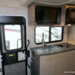 2018 Winnebago VIEW 24V Class-C, Twin Beds, LOW Miles, Mercedes Sprinter-Thumbnail