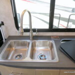 2018 Winnebago VIEW 24V Class-C, Twin Beds, LOW Miles, Mercedes Sprinter-Thumbnail