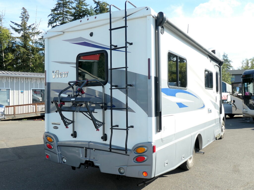 2018 Winnebago VIEW 24V Class-C, Twin Beds, LOW Miles, Mercedes Sprinter-Image