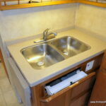 2007 BT CRUISER XL 5291 Class-B+ by Gulf Stream, Full Paint, 3-Slide-Outs-Thumbnail