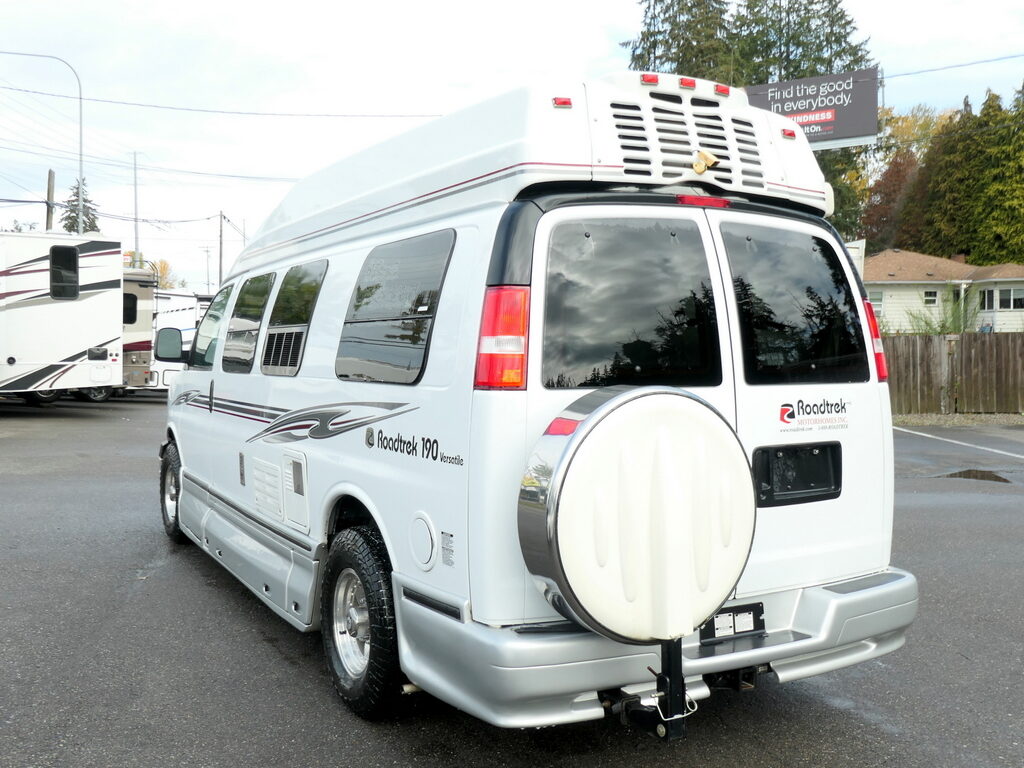 2008 Roadtrek 190 Versatile Class-B, Chevrolet, Bathroom and Shower-Image