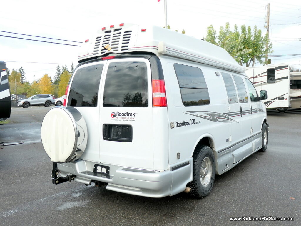 2008 Roadtrek 190 Versatile Class-B, Chevrolet, Bathroom and Shower-Image