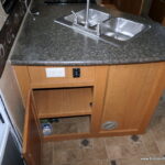 2012 Holiday Rambler TRAVELER 26BHS Travel Trailer, Slide-Out, Bunks-Thumbnail