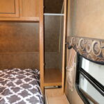 2012 Holiday Rambler TRAVELER 26BHS Travel Trailer, Slide-Out, Bunks-Thumbnail