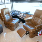 2015 DISCOVERY 37R Bus by Fleetwood, Cummins 380HP, 4-Slide-Outs, Fully Deleted-Thumbnail