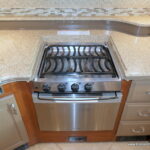 2015 DISCOVERY 37R Bus by Fleetwood, Cummins 380HP, 4-Slide-Outs, Fully Deleted-Thumbnail