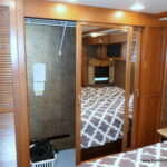 2015 DISCOVERY 37R Bus by Fleetwood, Cummins 380HP, 4-Slide-Outs, Fully Deleted-Thumbnail