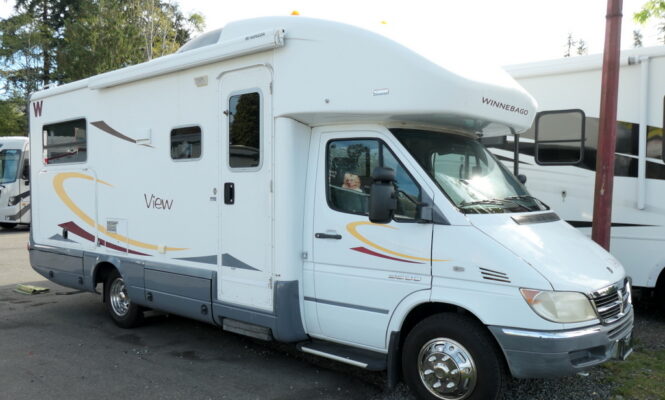 2007 Winnebago VIEW 23J Class-C, Mercedes Sprinter Diesel, Slide-Out-Image