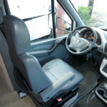 2006 Winnebago VIEW 23J Class-C, Mercedes Sprinter Diesel, Slide-Out-Thumbnail