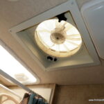 2006 Winnebago VIEW 23J Class-C, Mercedes Sprinter Diesel, Slide-Out-Thumbnail