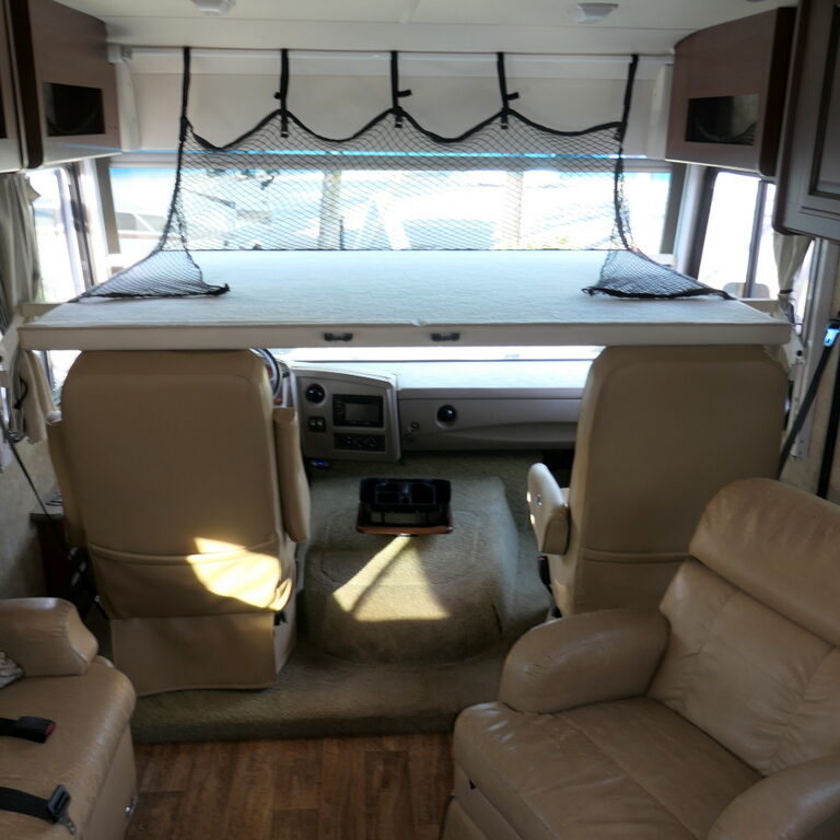 2013 Fleetwood TERRA SE 33S Class-A, Low Miles! 2 Slide-Outs-Image